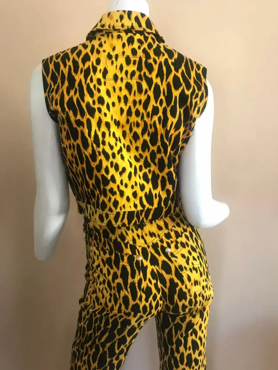 1992 GIANNI VERSACE leopard vest & jeans