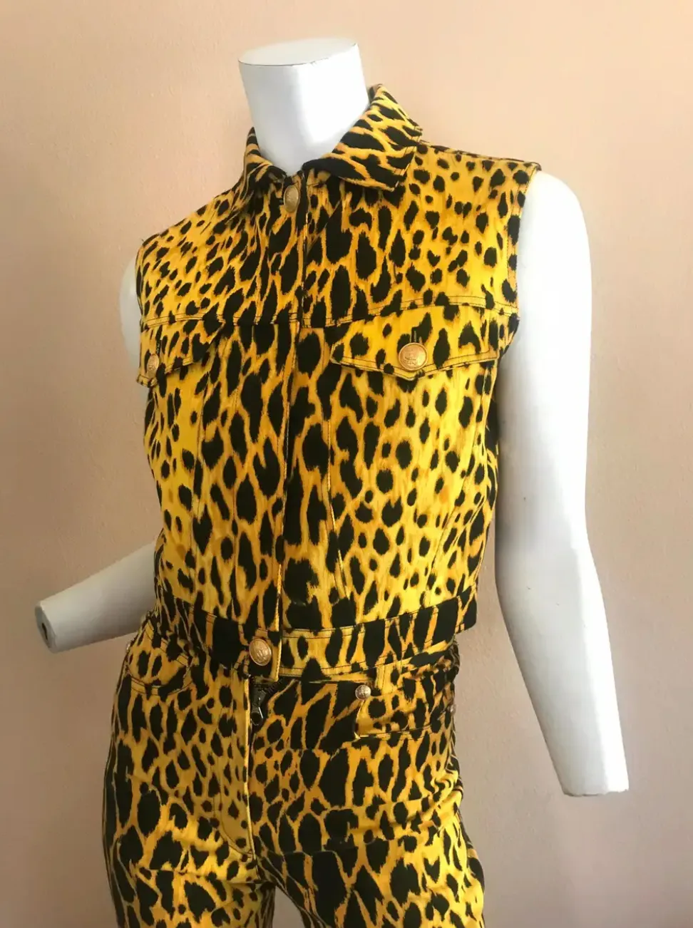 1992 GIANNI VERSACE leopard vest & jeans