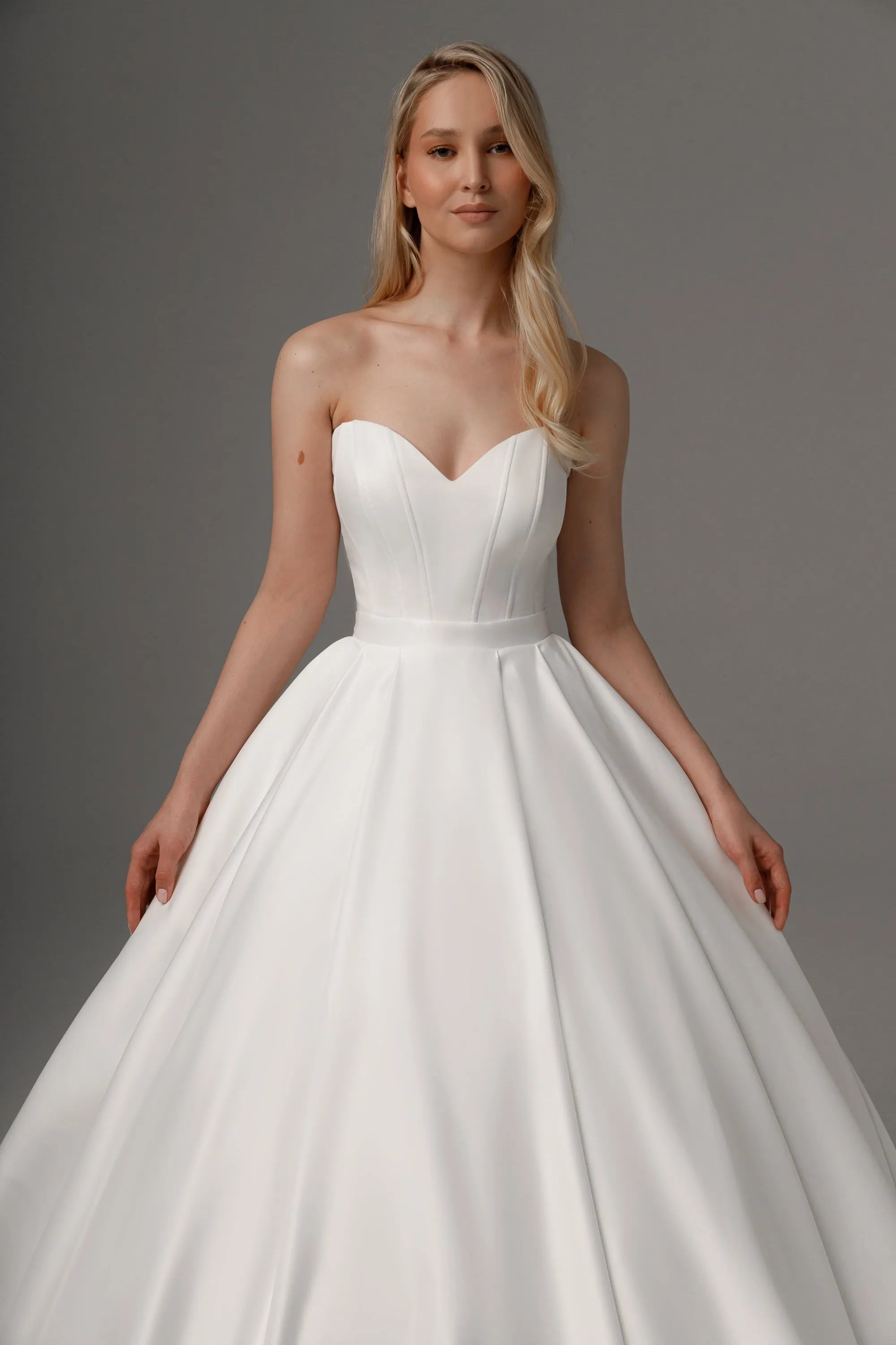 2 in 1 Wedding Dress Steltella With Detachable Skirt Protea