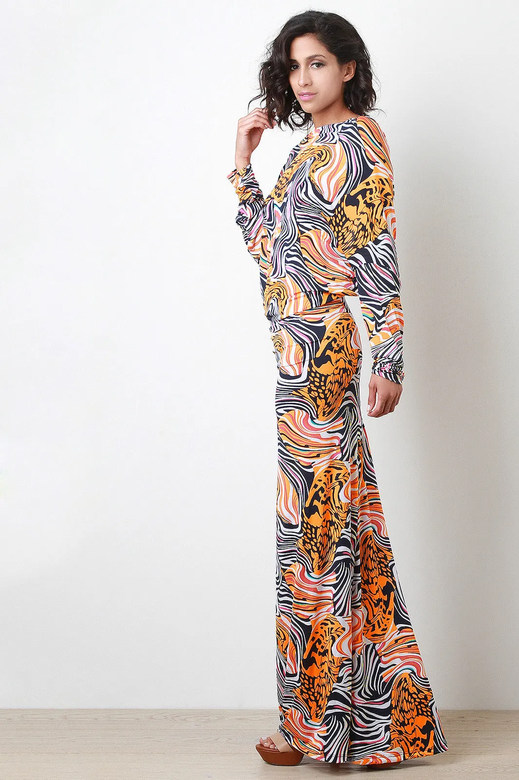 Abstract Deep V Back Dolman Maxi Dress