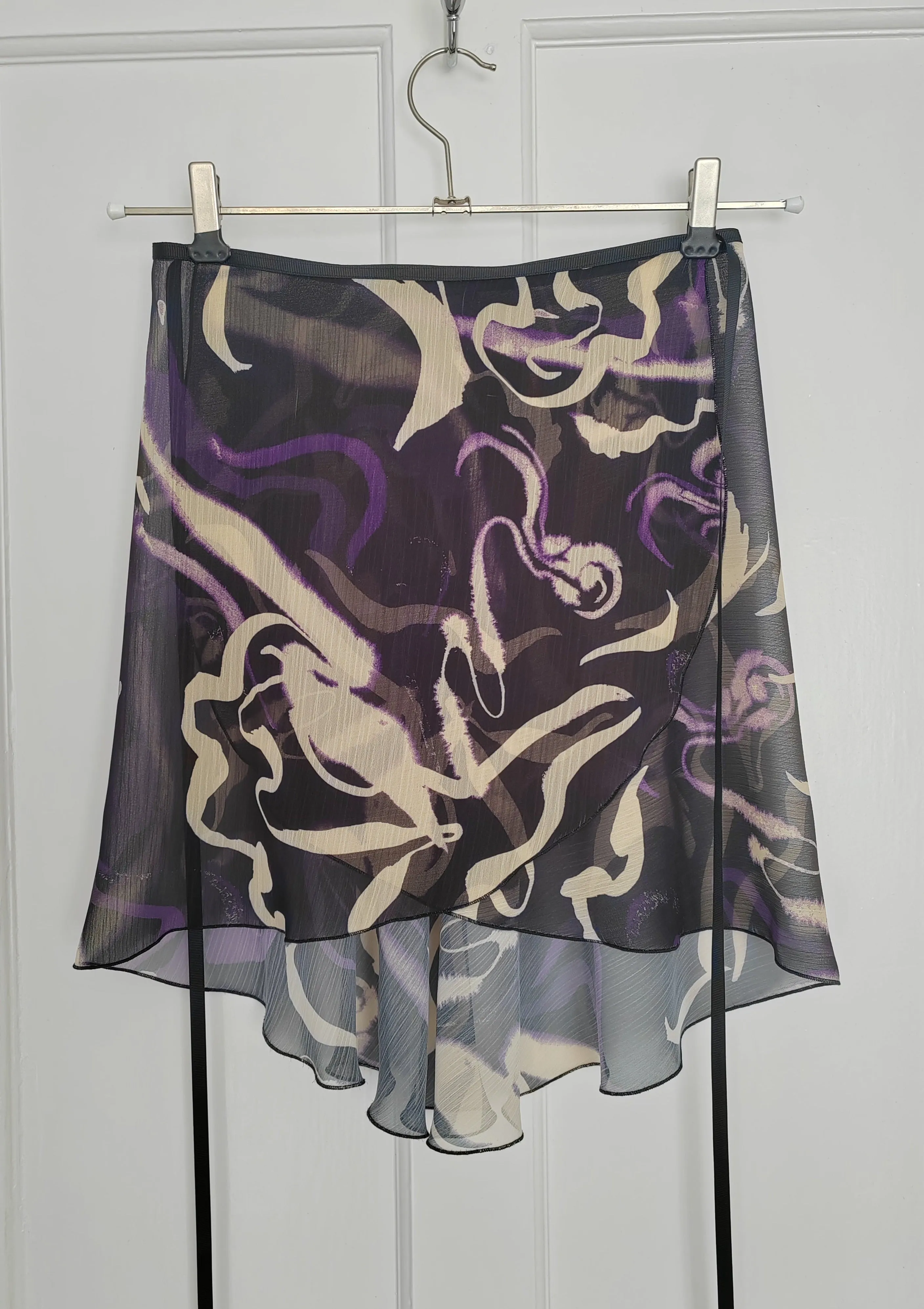 Ballet skirt: Lightning in Dark