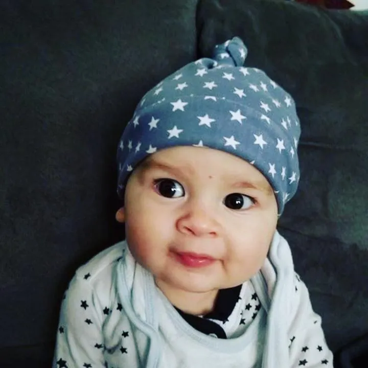 Beanie Hat in Baby: Polka Dots with Leaves