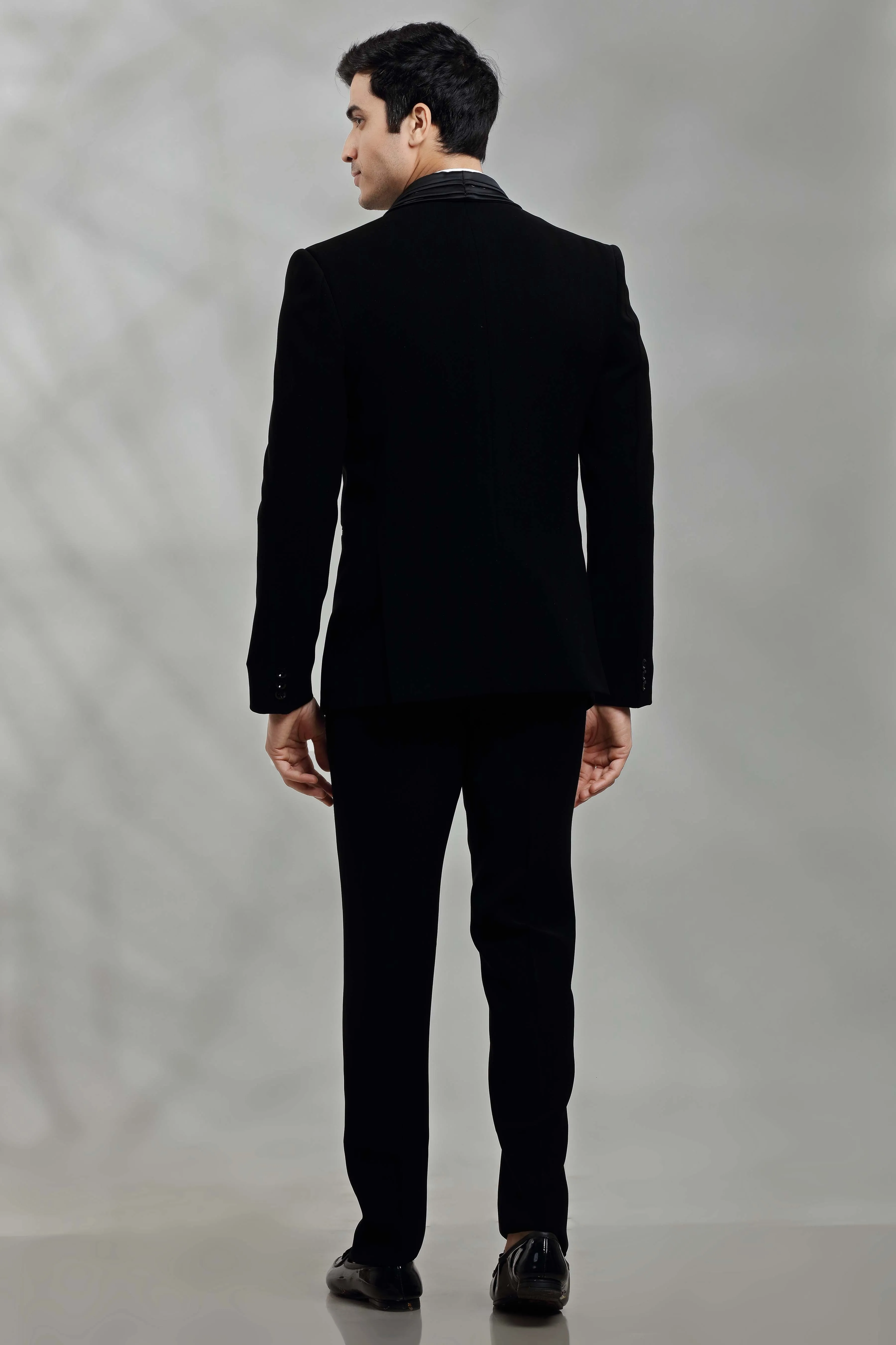 Black Tuxedo Suit with Sequins Details Paired with Classic Vest, Shirt, Pants and Tie