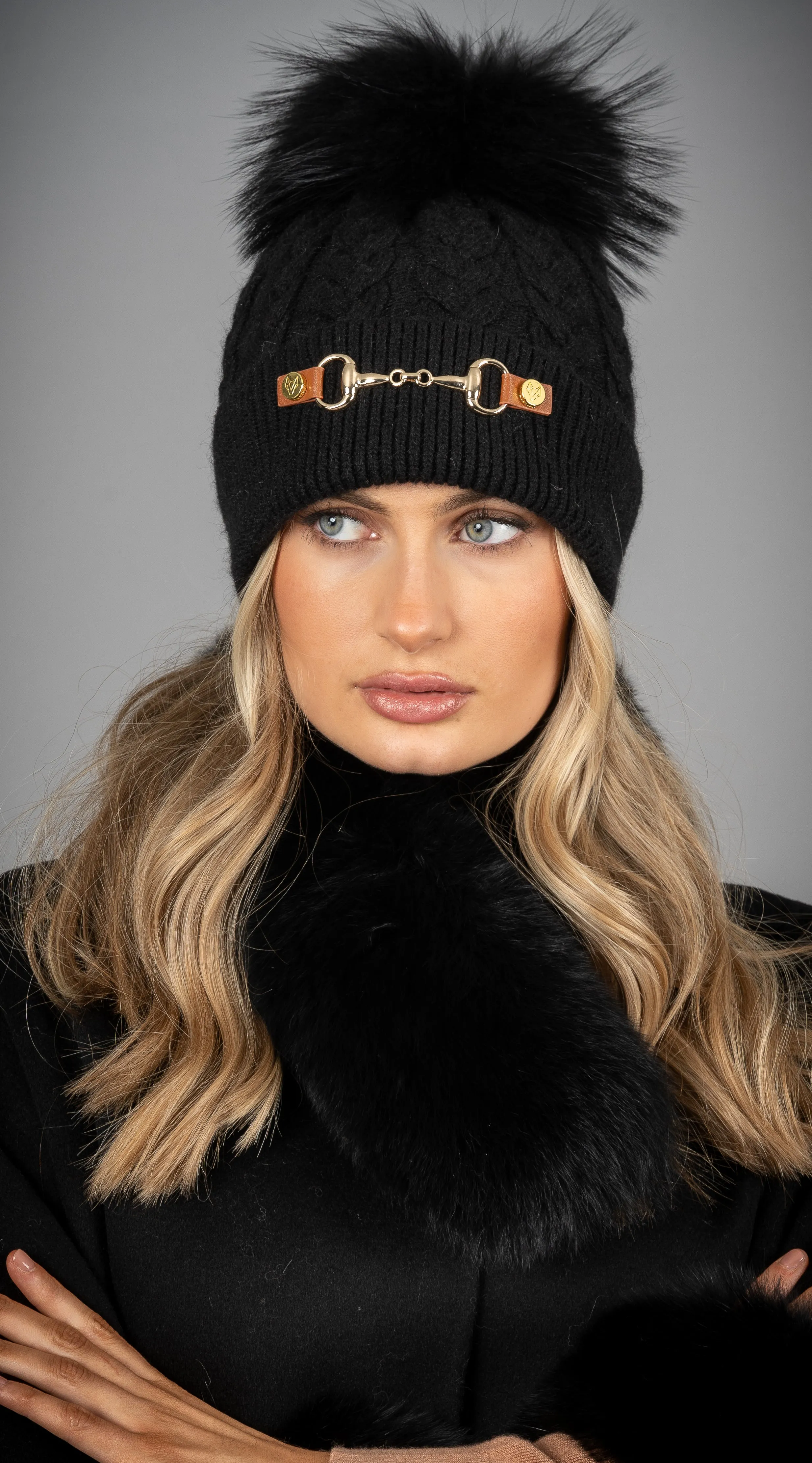 Burley Pom Pom Hat - Black