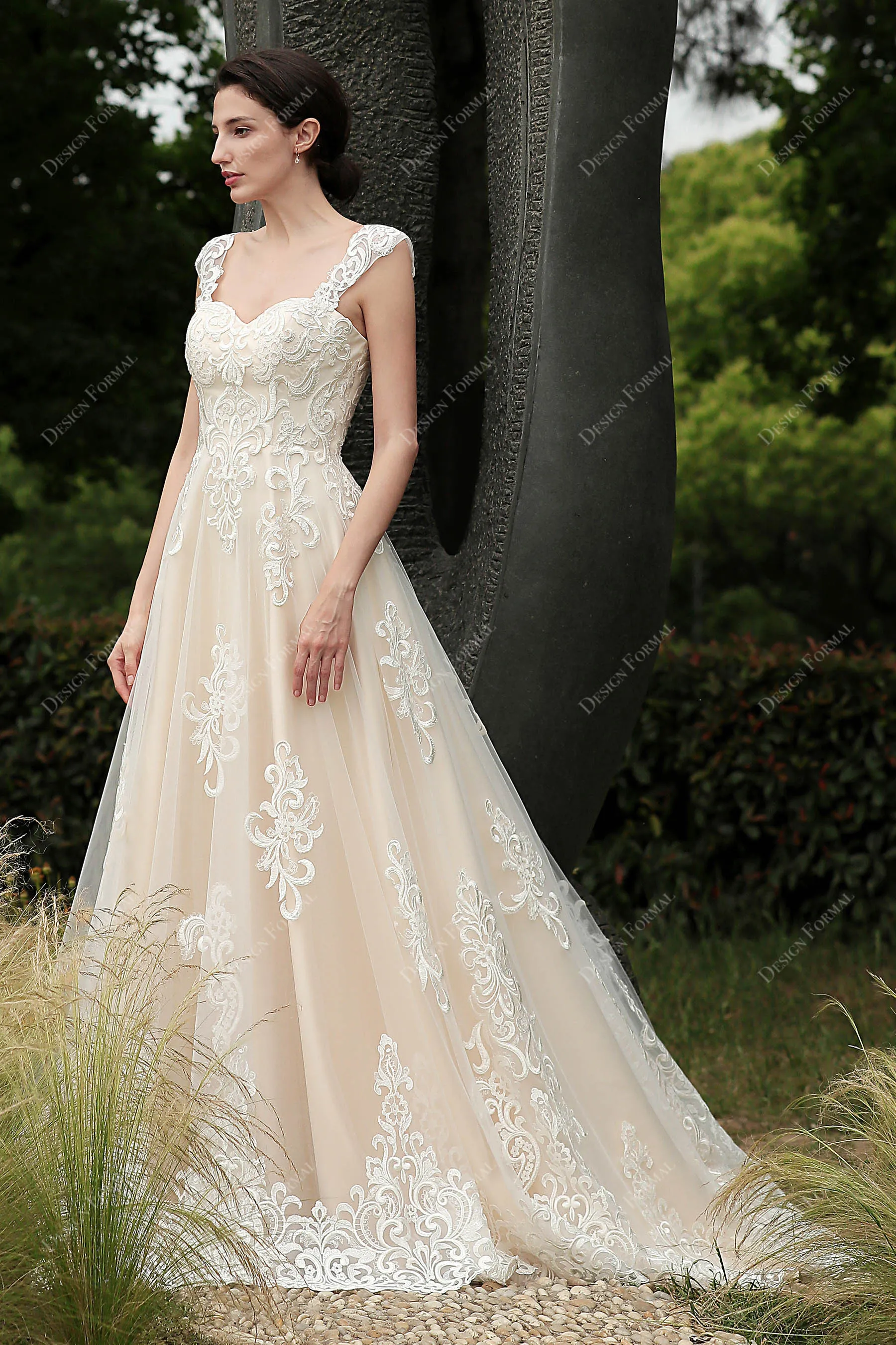 Elegant Lace Strap Sweetheart Neck Garden Champagne A-line Wedding Dress