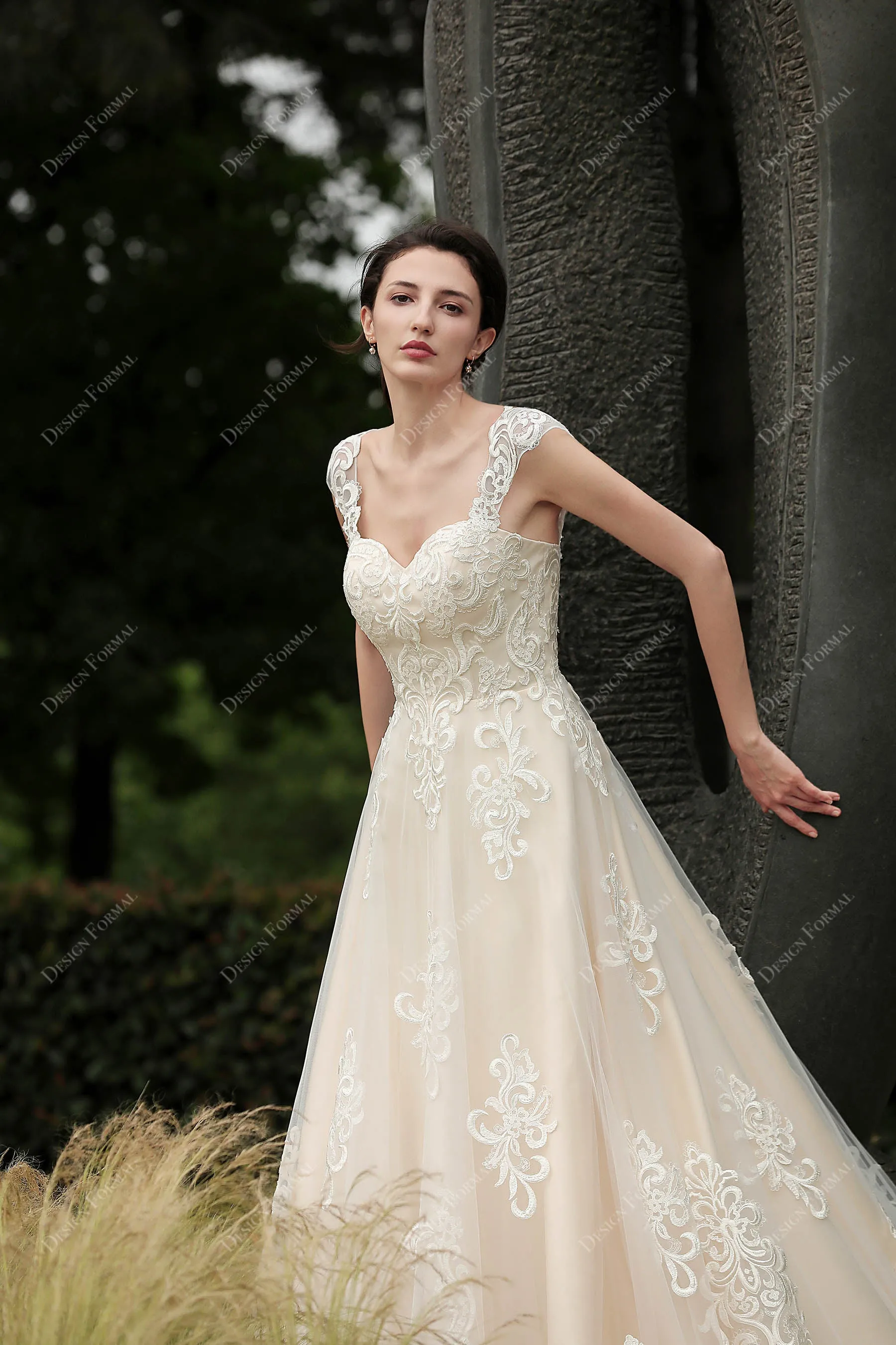 Elegant Lace Strap Sweetheart Neck Garden Champagne A-line Wedding Dress