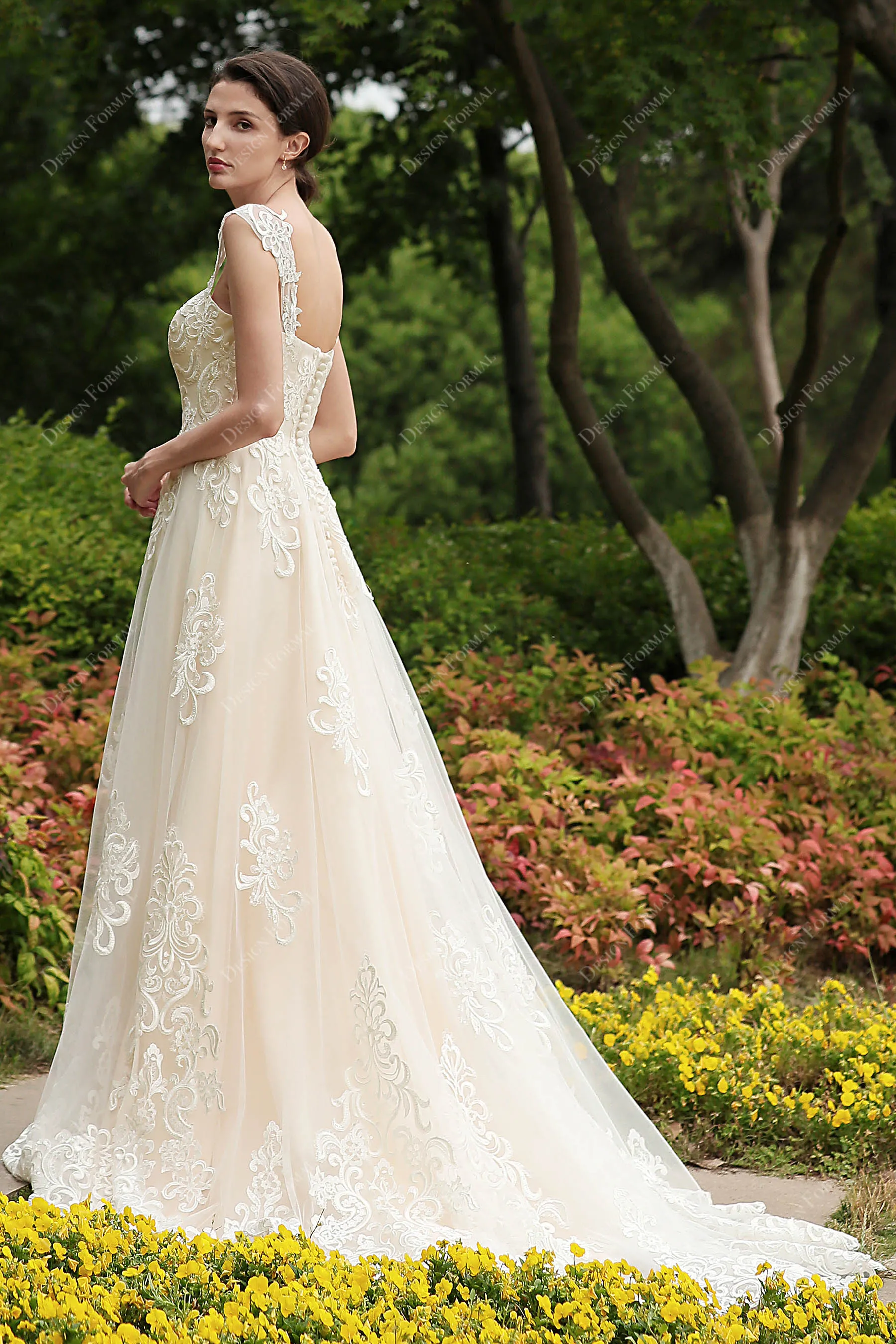 Elegant Lace Strap Sweetheart Neck Garden Champagne A-line Wedding Dress