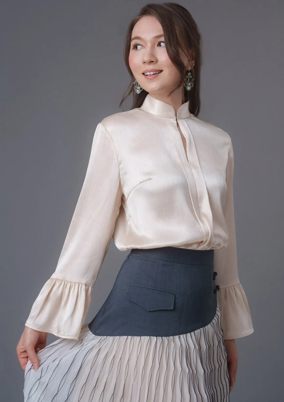 Flounce Sleeves Satin Mandarin Blouse (Ivory White)