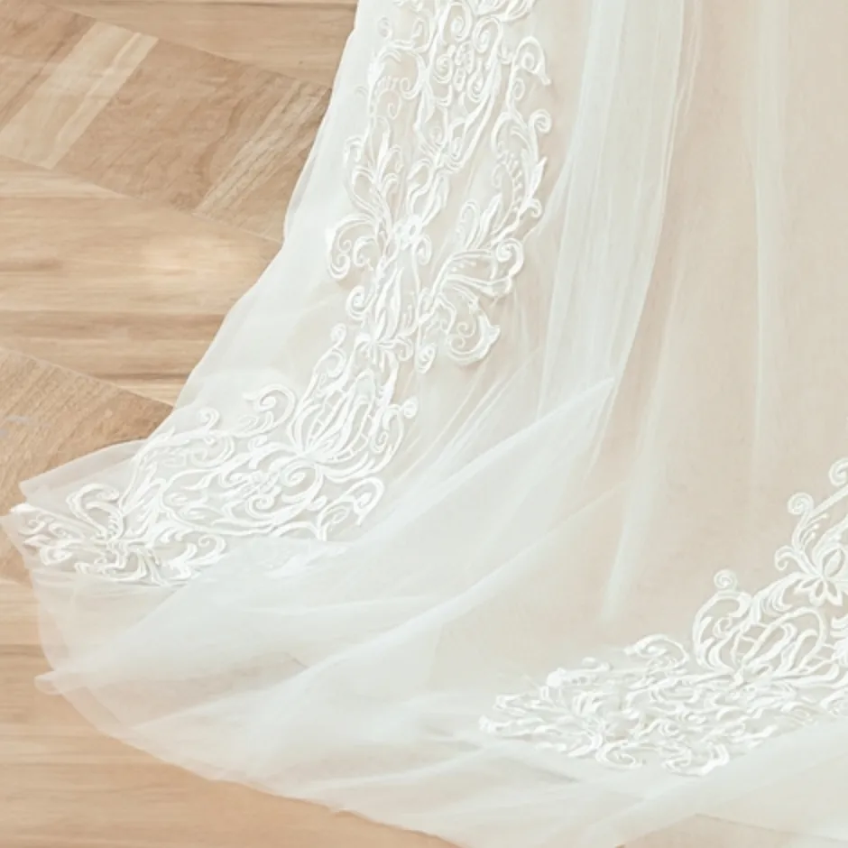 Illusion A-Line Scoop Neckline Lace Bridal Gown