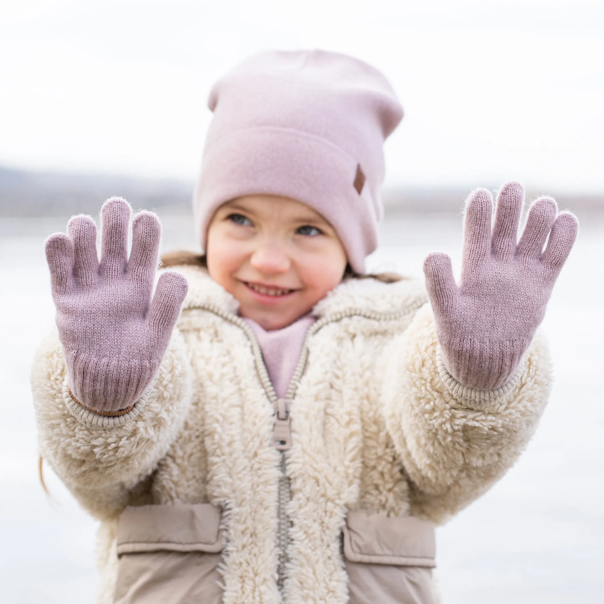 MENIQUE Knit Beanie & Gloves 2-Piece