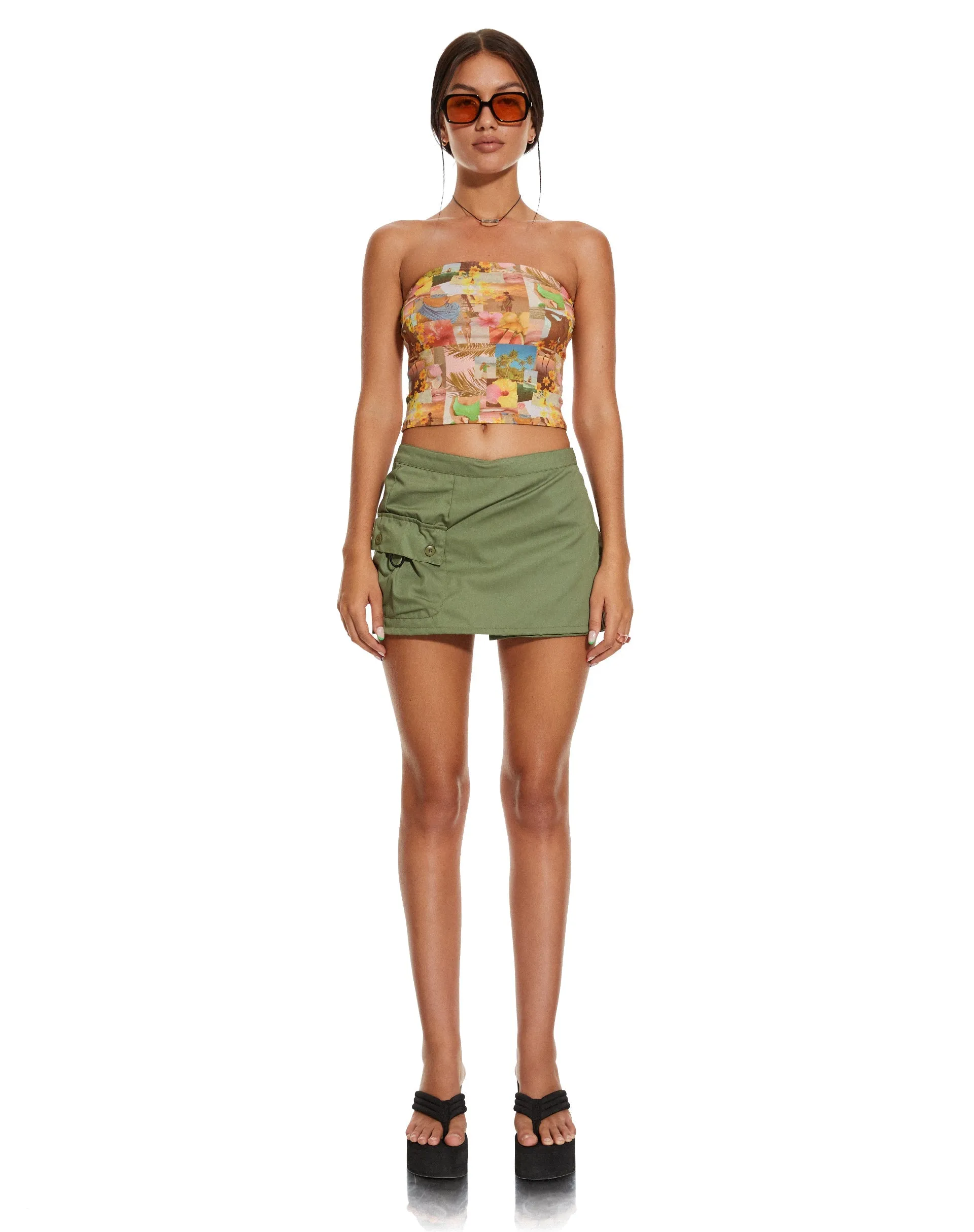 MOTEL X BARBARA Shae Bandeau Top in 90's Tropical Collage