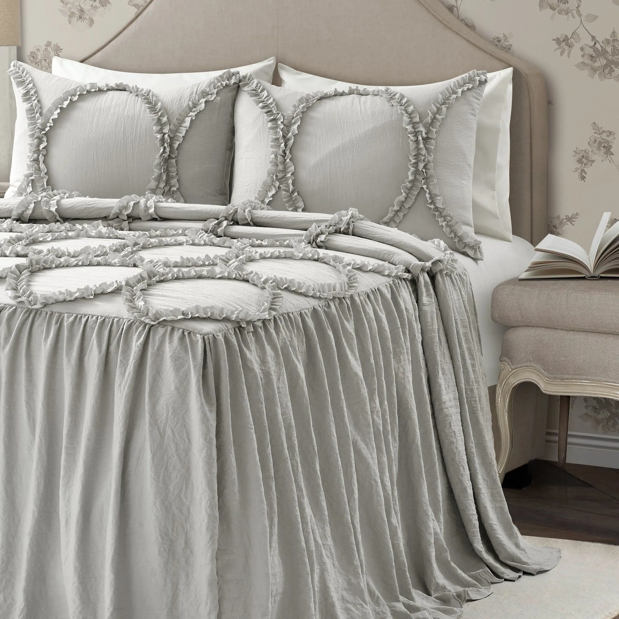 Riviera 3 Piece Bedspread Set