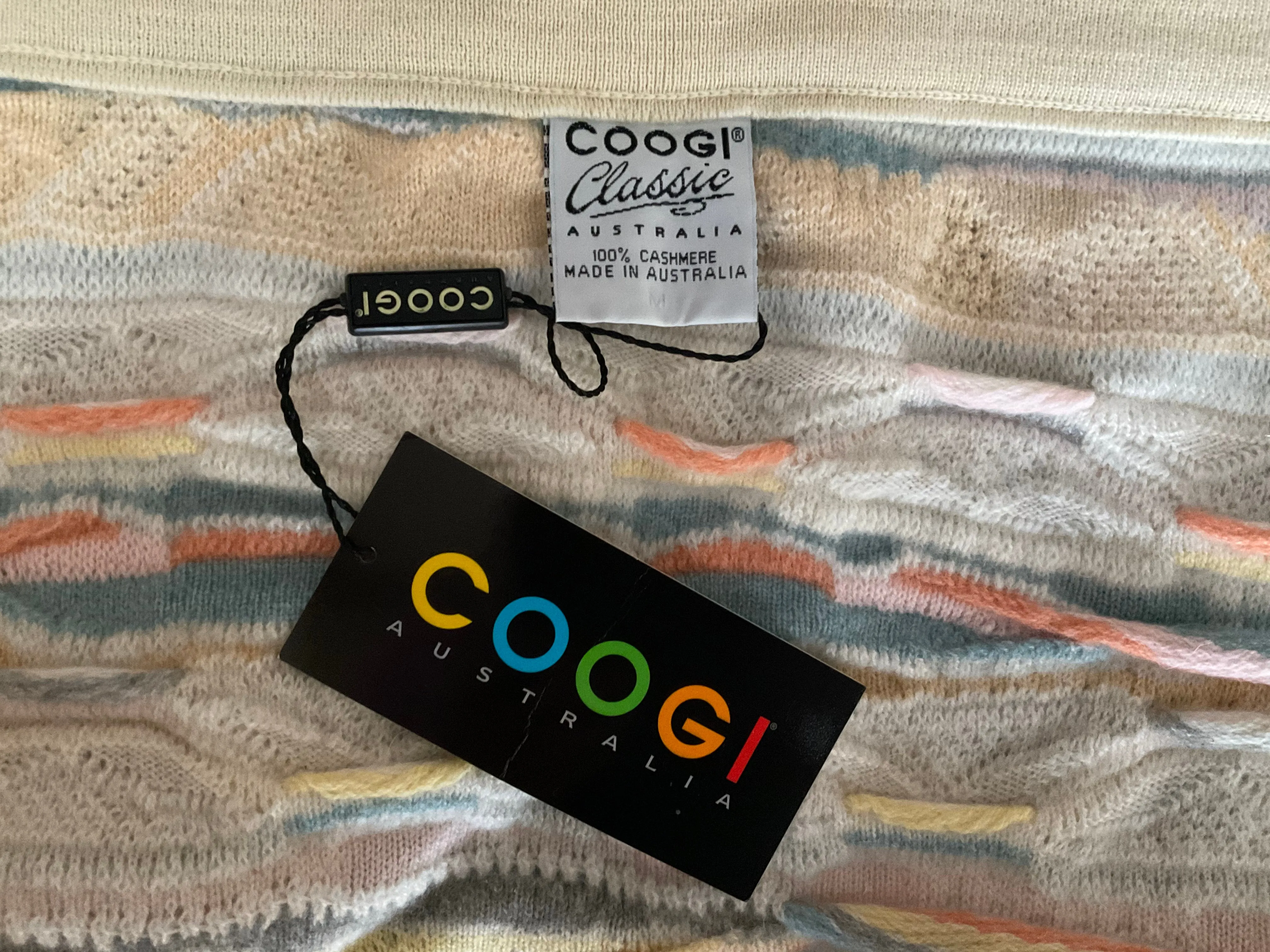 Vintage COOGI 3D knitted cashmere scarf, Made in Australia, new with tags!