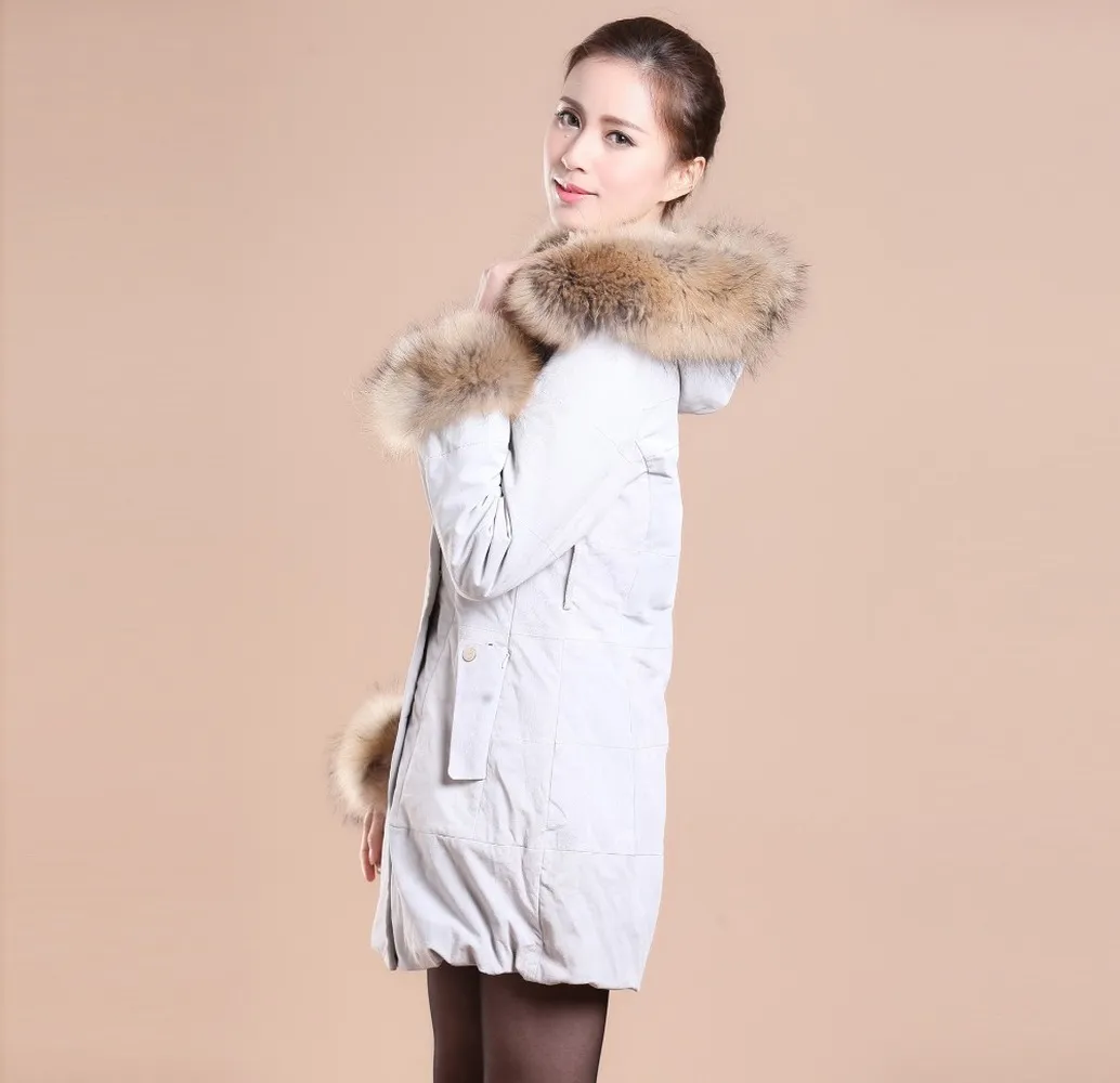 Winter Pig Leather Suede Windbreak with Natural Raccoon Fur Hood Slim Waist Women's Coats