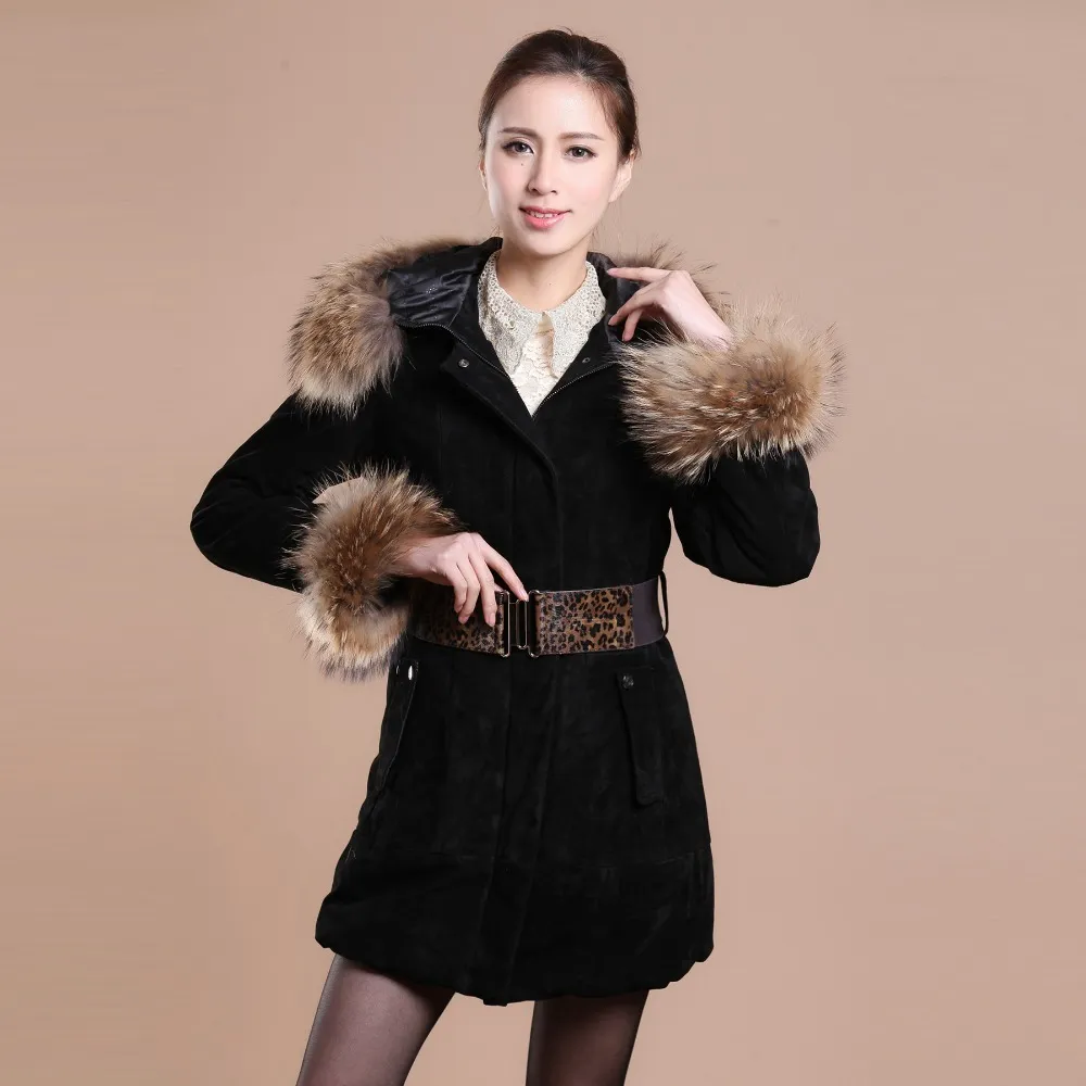 Winter Pig Leather Suede Windbreak with Natural Raccoon Fur Hood Slim Waist Women's Coats